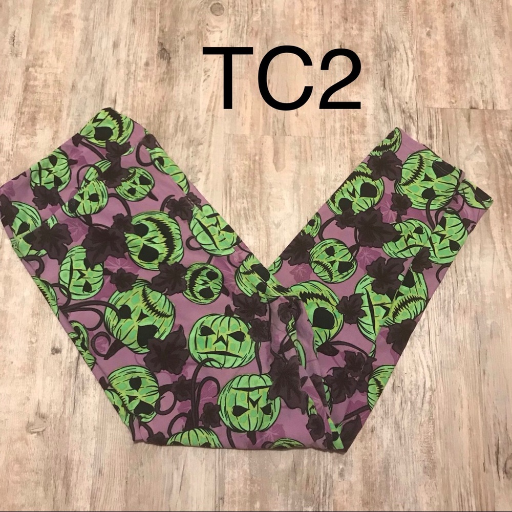 LuLaRoe Nightmare Before Christmas TC2 Leggings